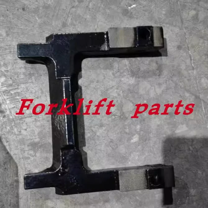 High quality electric forklift parts carrying wheel lifting bracket for Toyota BT LPE200/LWE200  OEM 245789