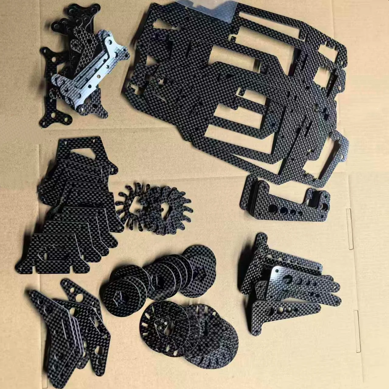 Lastra in Fibra di Carbonio T800 M40 M65 per Taglio e Lavorazione, Parti per Droni FPV e Aeromodelli RC, Lavorazione CNC con Smussatura