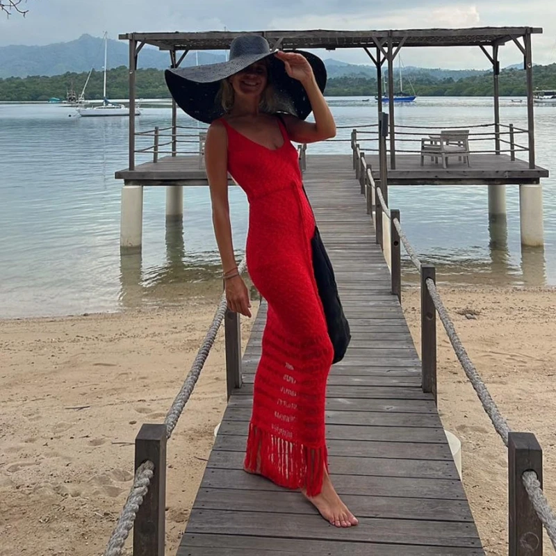 女性のセクシーなノースリーブバックレスマキシドレスタッセルかぎ針編みビーチカバーアップ水着ニットビキニ夏水着