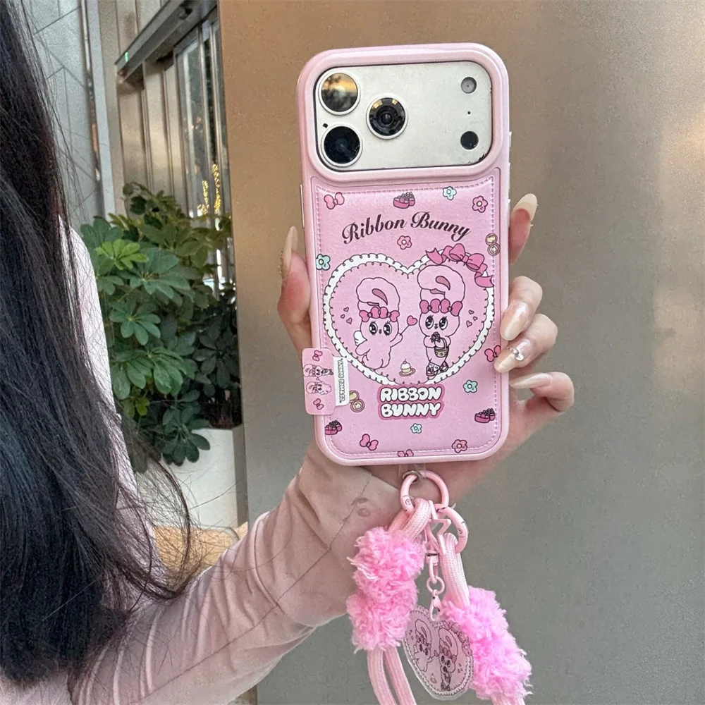 

Cute cartoon leather rabbit with hanging accessories suitable for iPhone 17 Pro Max 14/15/16 13 Pro Max protective case, anti fa