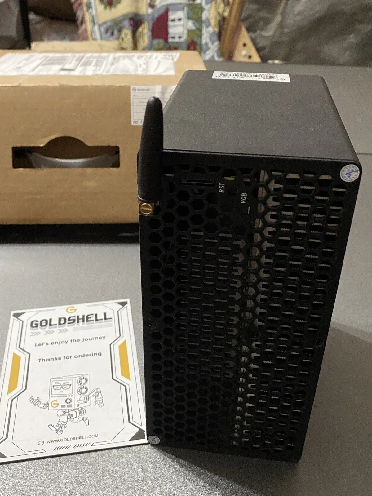 BL New Gold Shell KA Box Pro ASIC Miner KAS Miner KHeavyHash Algorithm Kaspa Mining 1.6TH/s 600W with 110V-240V PSU