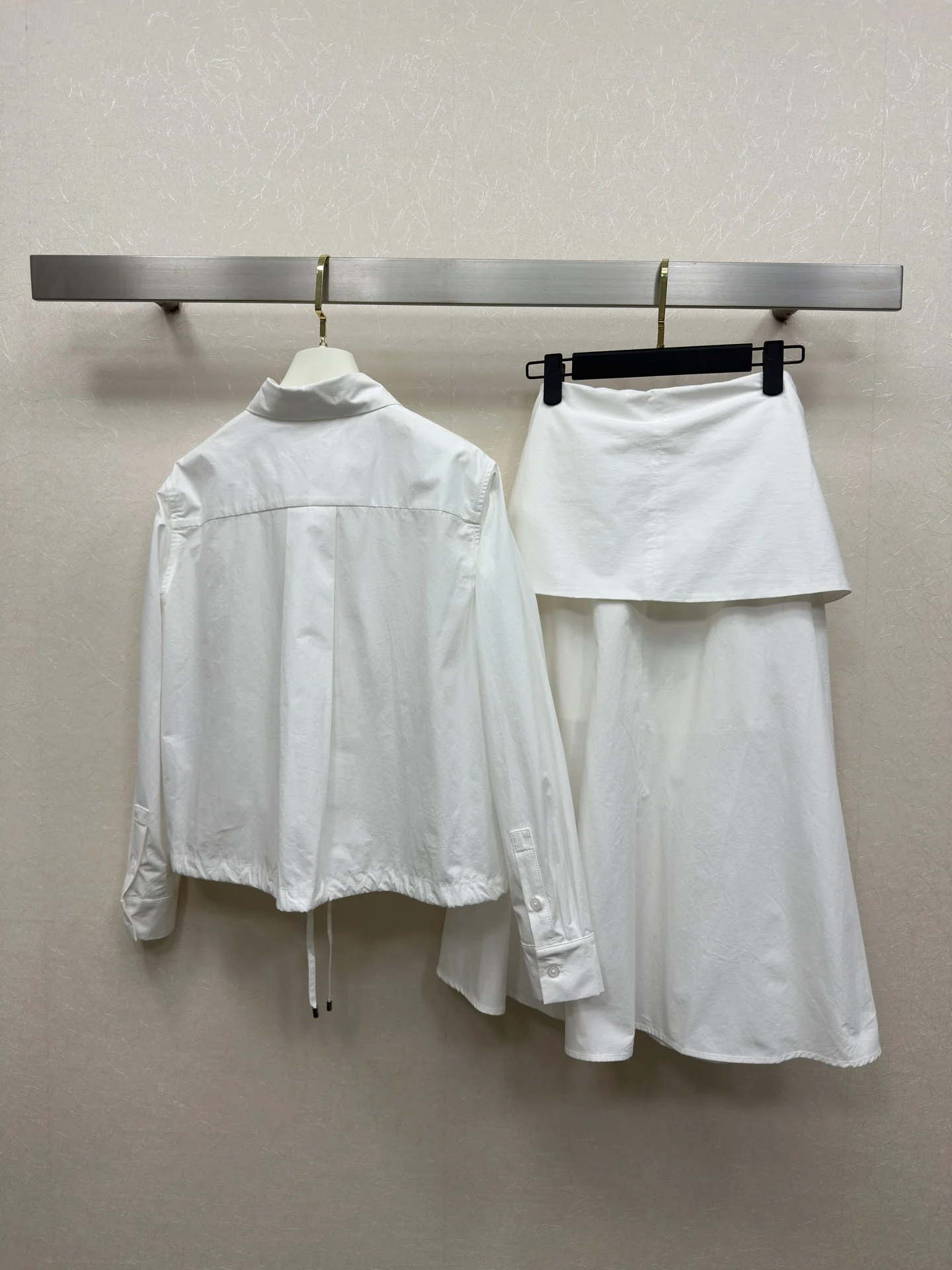 

High Quality Spring And Summer Women's Cotton Set Solid Embroidery Lapel Buttons Blouse Casual Fashion Skirt JQ103