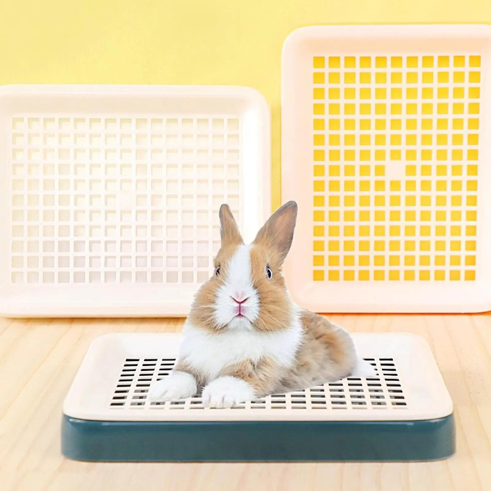 Portable Rabbit Litter Box Compact Bunny Potty Trainer Guinea Pig Corner Pee Pan Tray for Small Animals Cleaning Supplies