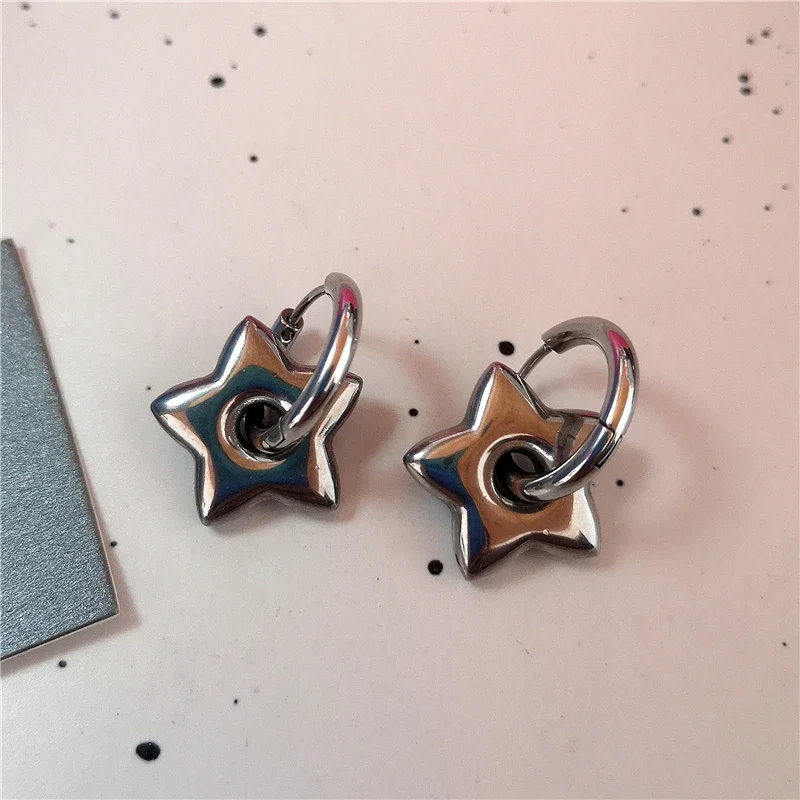 Y2K Punk Sicherheitsnadel Zahn-Stern-Herz-Spiral-Charm Creolen-Set Silberfarbene Ohrringe für Frauen E-Girl Grunge Ästhetik