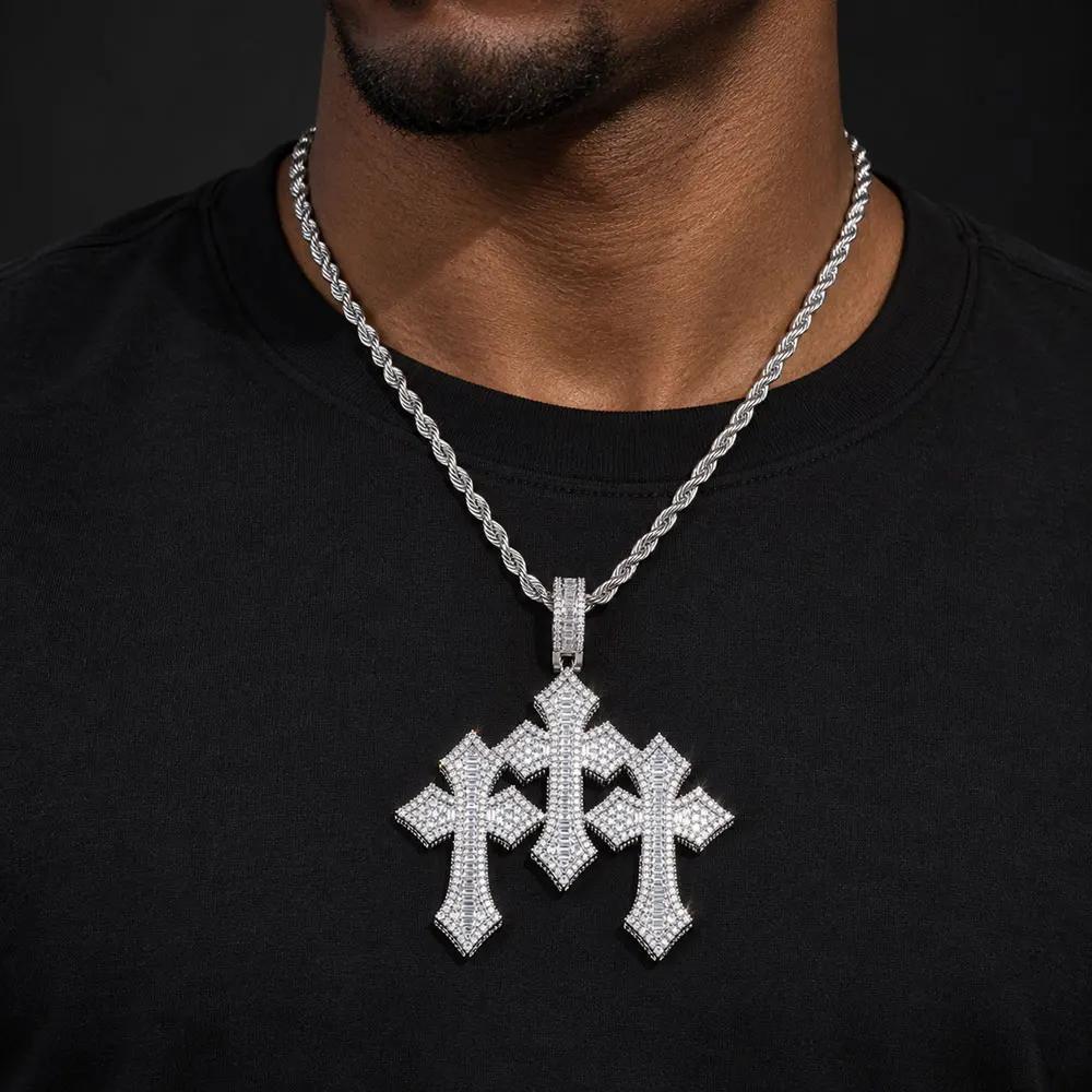 HHIOK-joyería de Hip Hop helada, colgante de tres cruces personalizado de cristal, colgante de cruz con dije de diamante Baguette brillante de gran tamaño