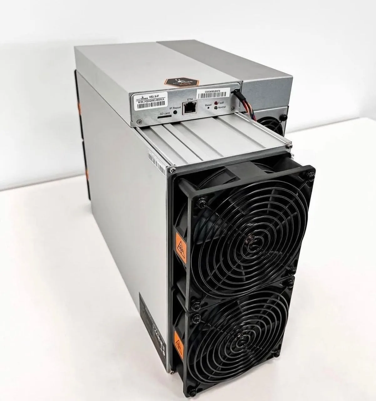 

DCE High Efficiency Antminer S21+ Bitcoin Miner ASIC Newest 216TH/s 3564W 16.5J/T