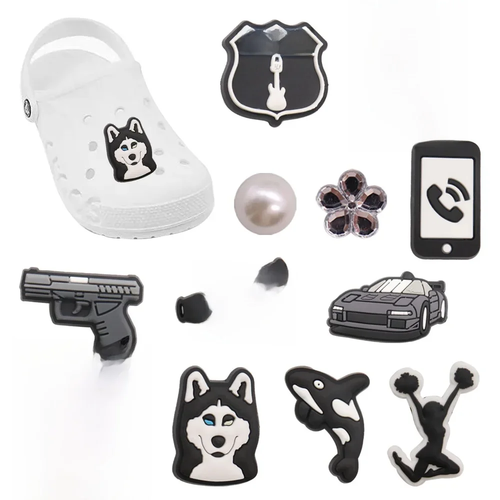 Breloques de chaussures en PVC, étoile de joie, pistolet de voiture, sabot à boucle, chien, Animal, décoration de chaussures, adaptées au Bracelet pour enfants, DIY, 1 à 12 pièces