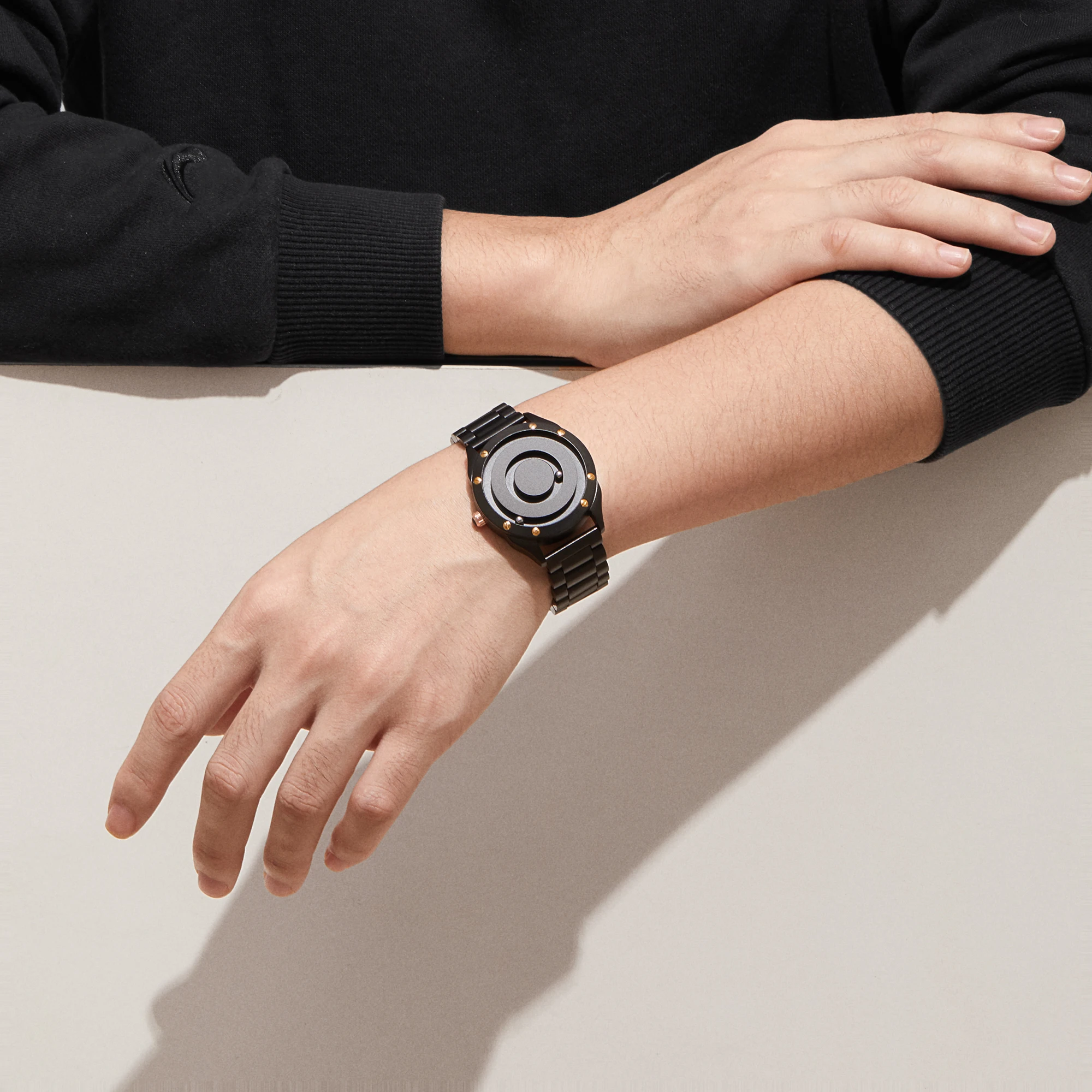 EUTOUR – montre à Quartz magnétique pour hommes et femmes, paire sans verre, roulement à billes, en acier inoxydable, nouvelle collection 2023