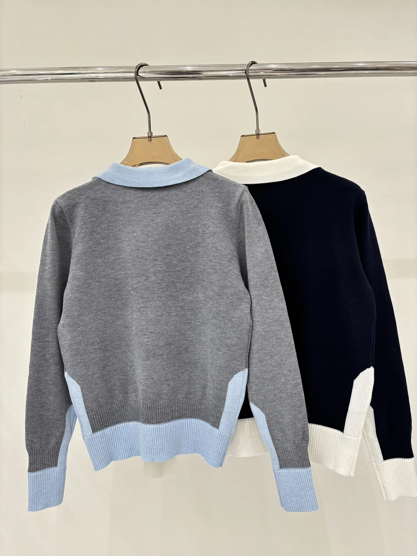 

25 autumn/winter new women's clothing new item lapel long sleeved contrasting knitted slim fit pullover sweater