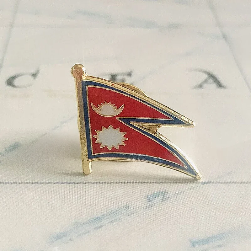 Nepal flaga narodowa przypinki na klapę przezroczysta żywica epoksydowa Metal emaliowana przypinka farba broszka pamiątka garnitur osobowość pamiątkowe prezenty — zdjęcie 2