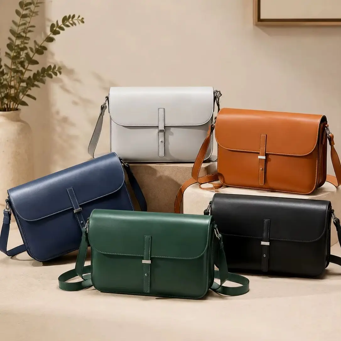 2026 New Classic Luxury Bag Handbag Crossbody Bag down details 30*24cm