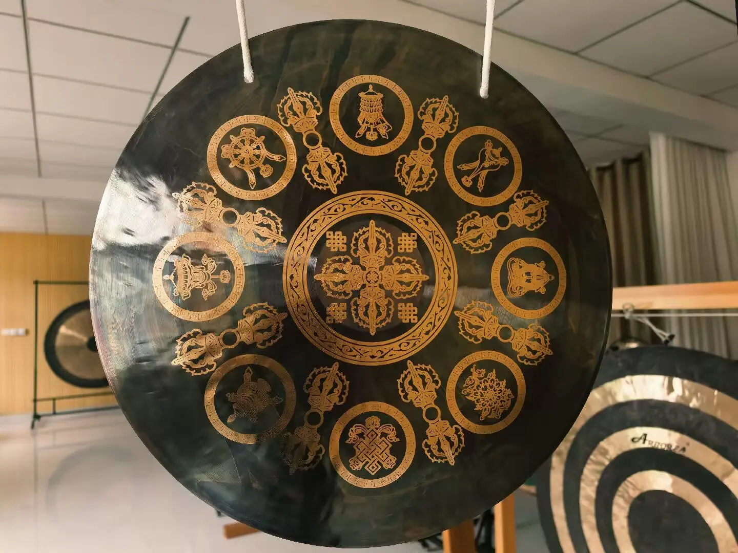 Arborea Black Wind Gong 55cm with Pattern B20 Bronze Alloy for Sound Healing Meditation