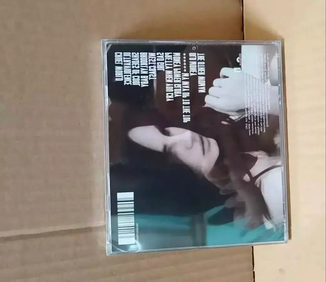 

Поп-музыка: Лана Дель Рей, альбом Ultraviolence, CD, оригинальные саундтреки для автомобиля, музыкальные учебные пособия, коллекционные предметы и сувениры
