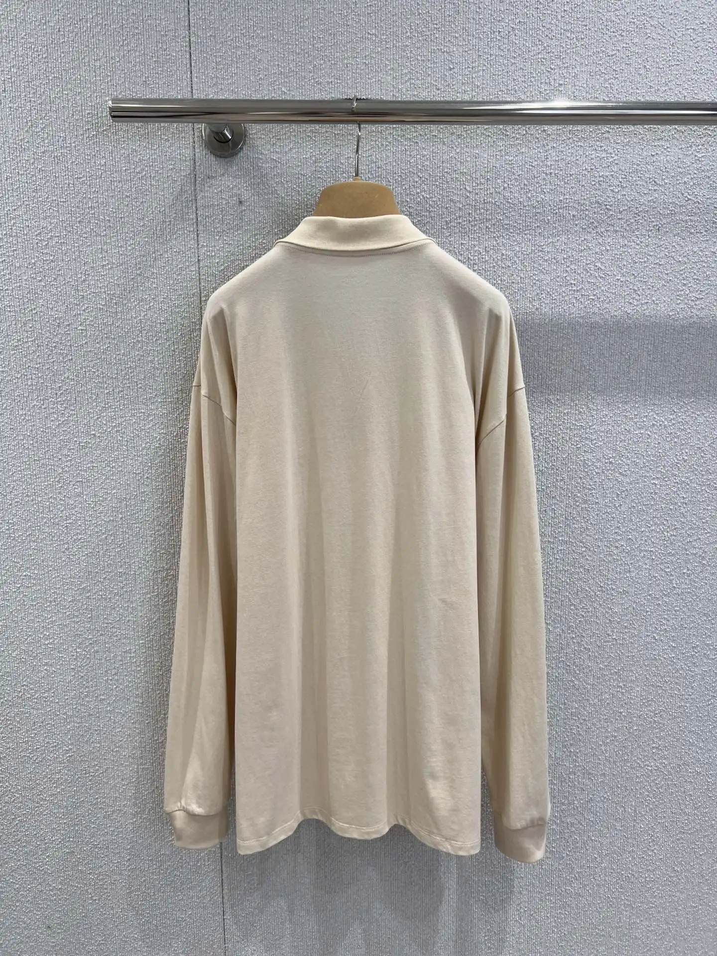 

2025 Autumn/Winter New Design Women's Lapel Long Sleeved T-shirt