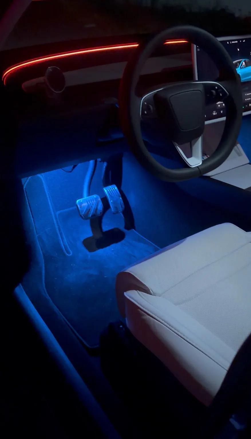Interior Foot-Well Lights for Tesla photo review