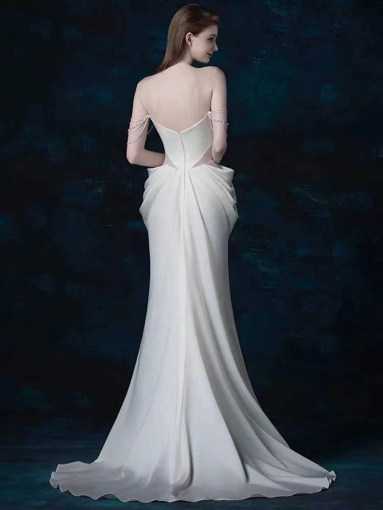 

Heavy industry fishtail light wedding dress one shoulder bride niche light luxury sequin wedding dress white satin dress