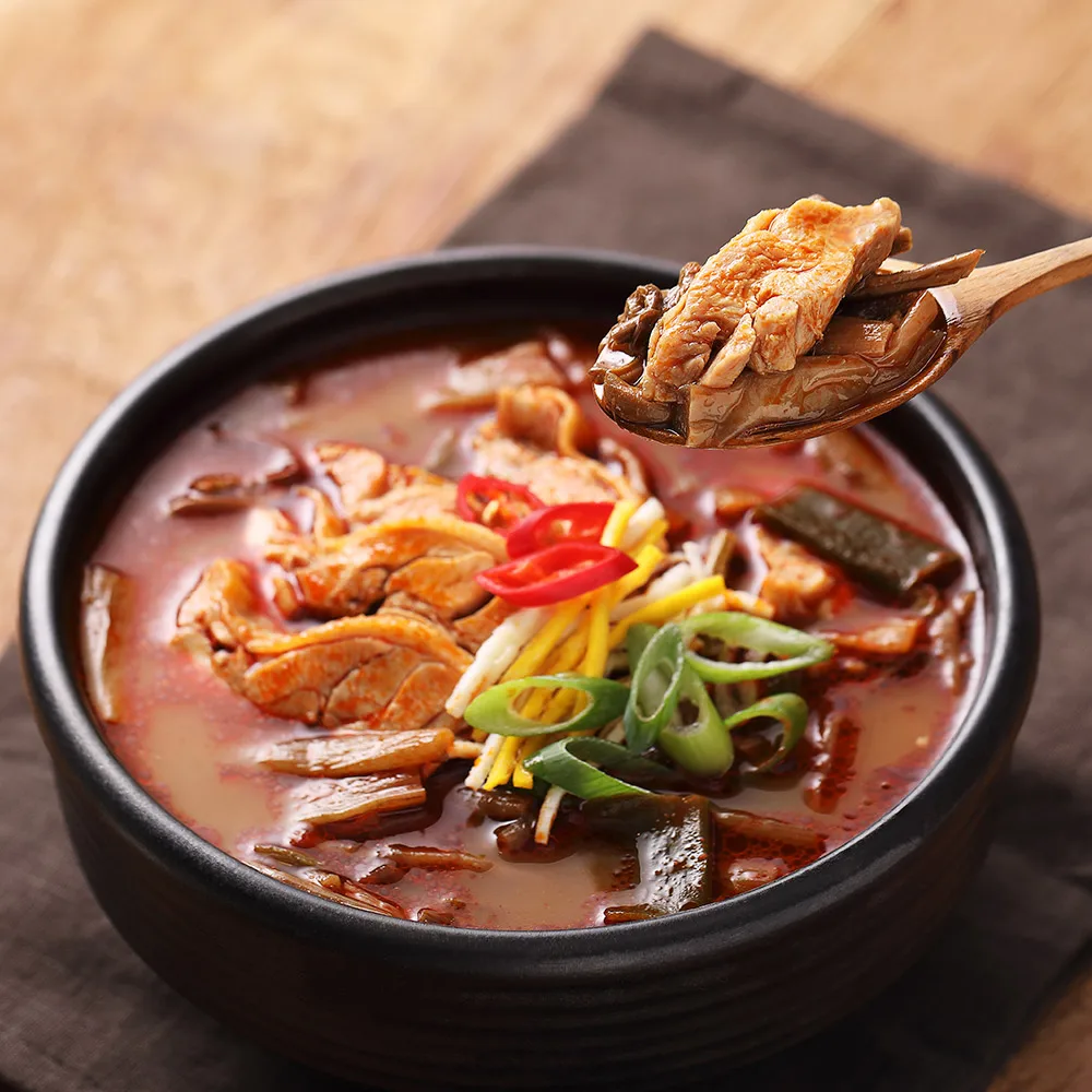 شوربة الدجاج حساء الدجاج الحار [راحة الدجاج الأولى] سيلون تخزين زقاق مرق الدجاج الداكن 550 جرام × 5 عبوات