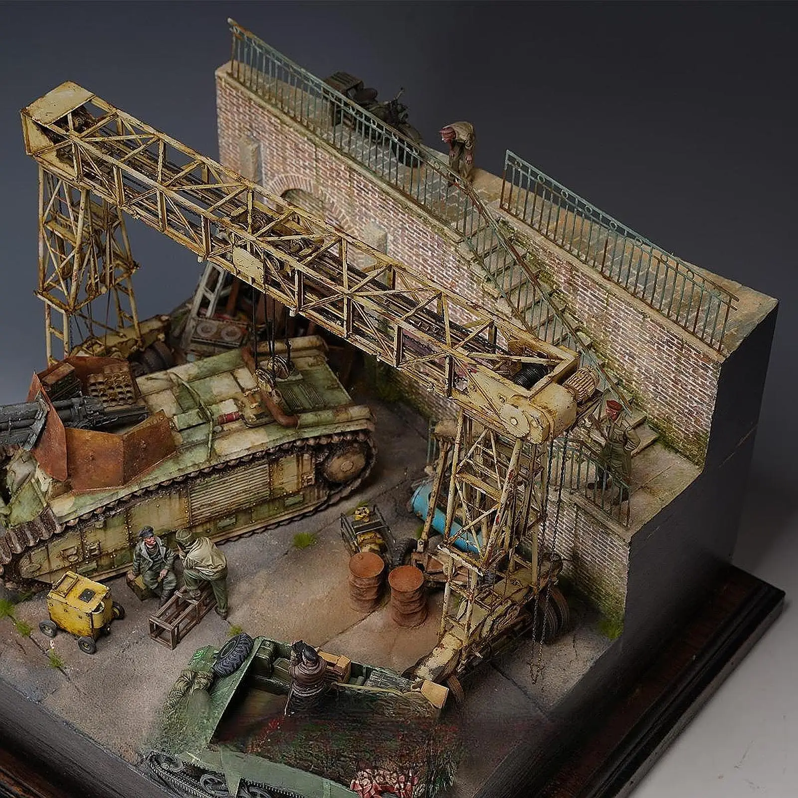 1/35 Openlucht Fabrieksgebouw Reparatie Gebouw Assemblagemodel Kit Zandtafel Scenario Platform Display Basis DIY Architectuur Speelgoed