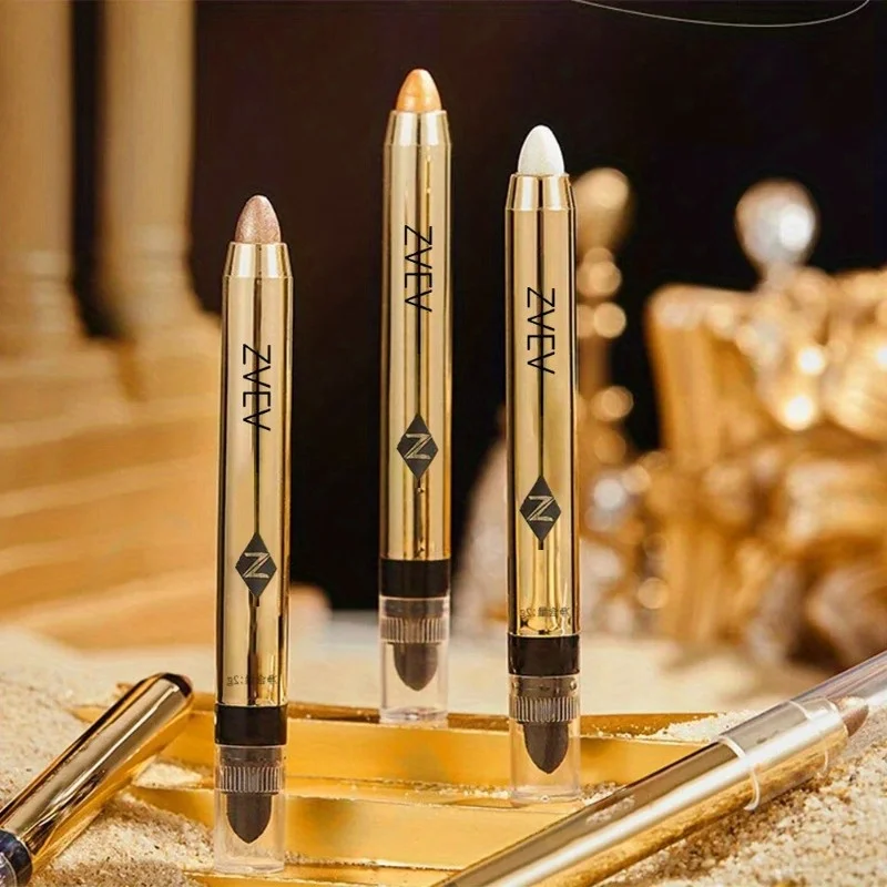 両端にグリッターが入ったアイシャドウスティックで、簡単なアイメイクと華やかなルックを実現します。 毎日の魅力を演出するグリッター効果。