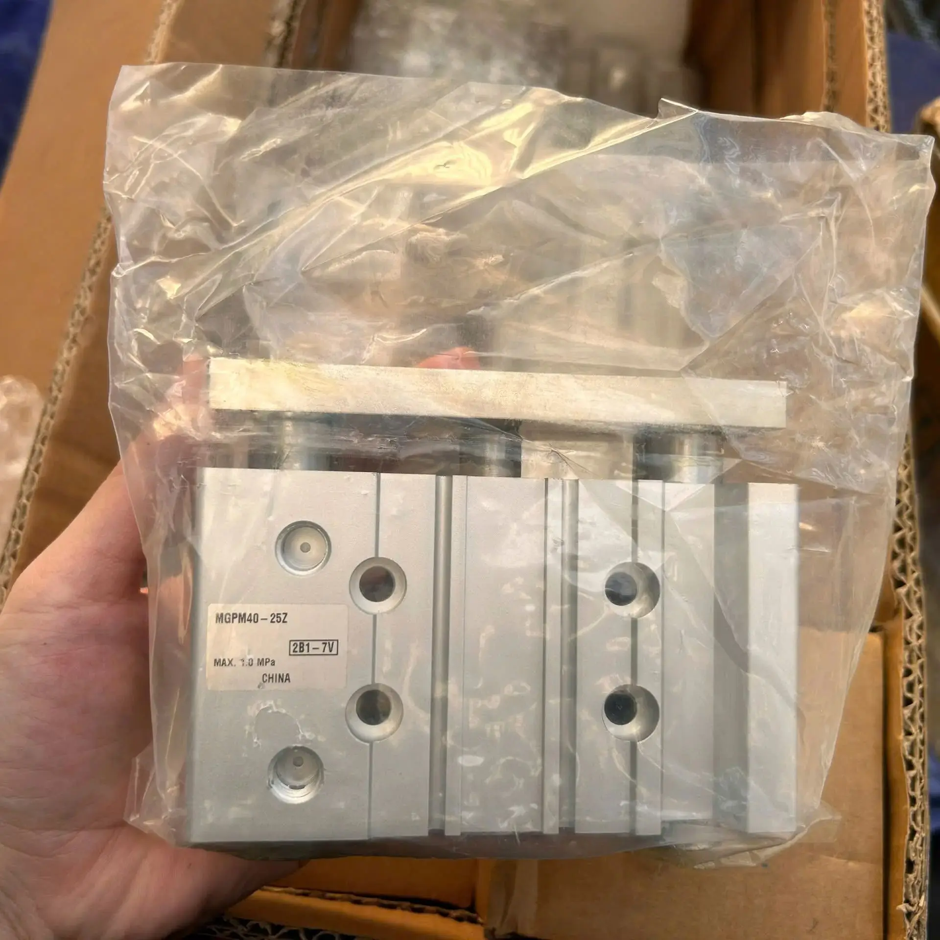 MGPM25-35Z MGPM32-25Z MGPM40-25Z Compact Guided Cylinder Air Slide Table