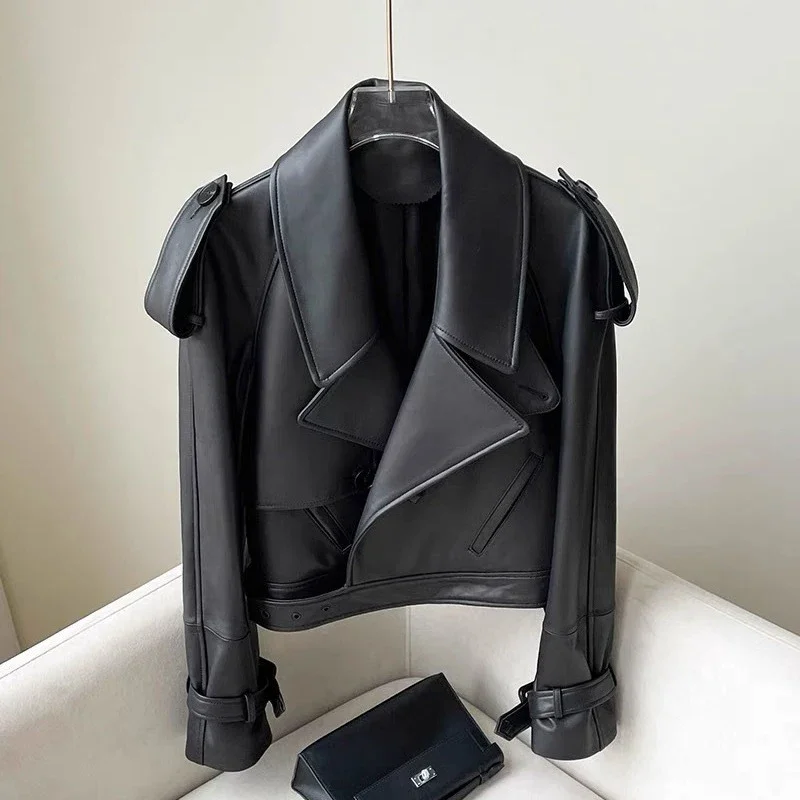 Modische High-Street-Damenjacke aus echtem Schaffell 2026 Herbst Schwarz Weinrot Raglanärmel Kurze Echtlederjacken Mäntel