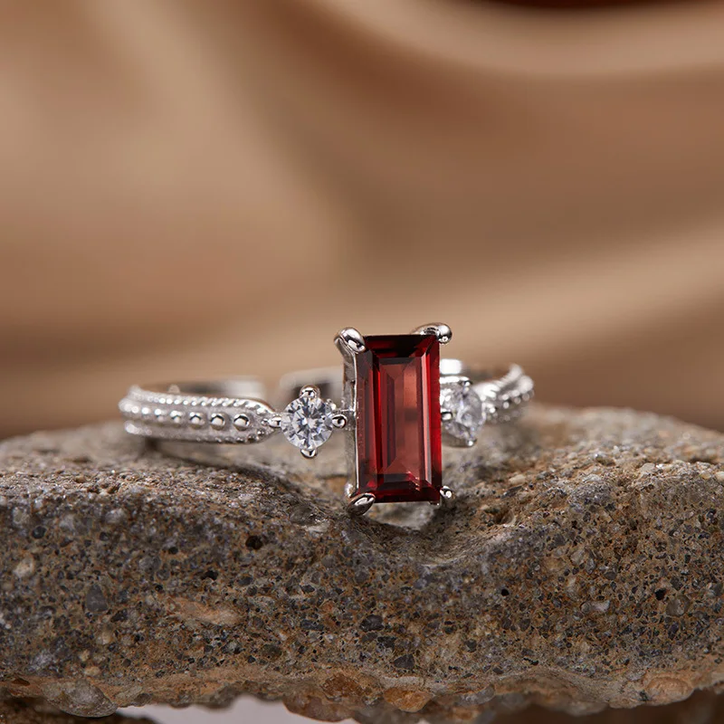 KJJEAXCMY Boutique Jewelry Girls' Natural Rectangular Yellow Crystal Garnet Ring 925 Pure Silver Plated Platinum Christmas Gift