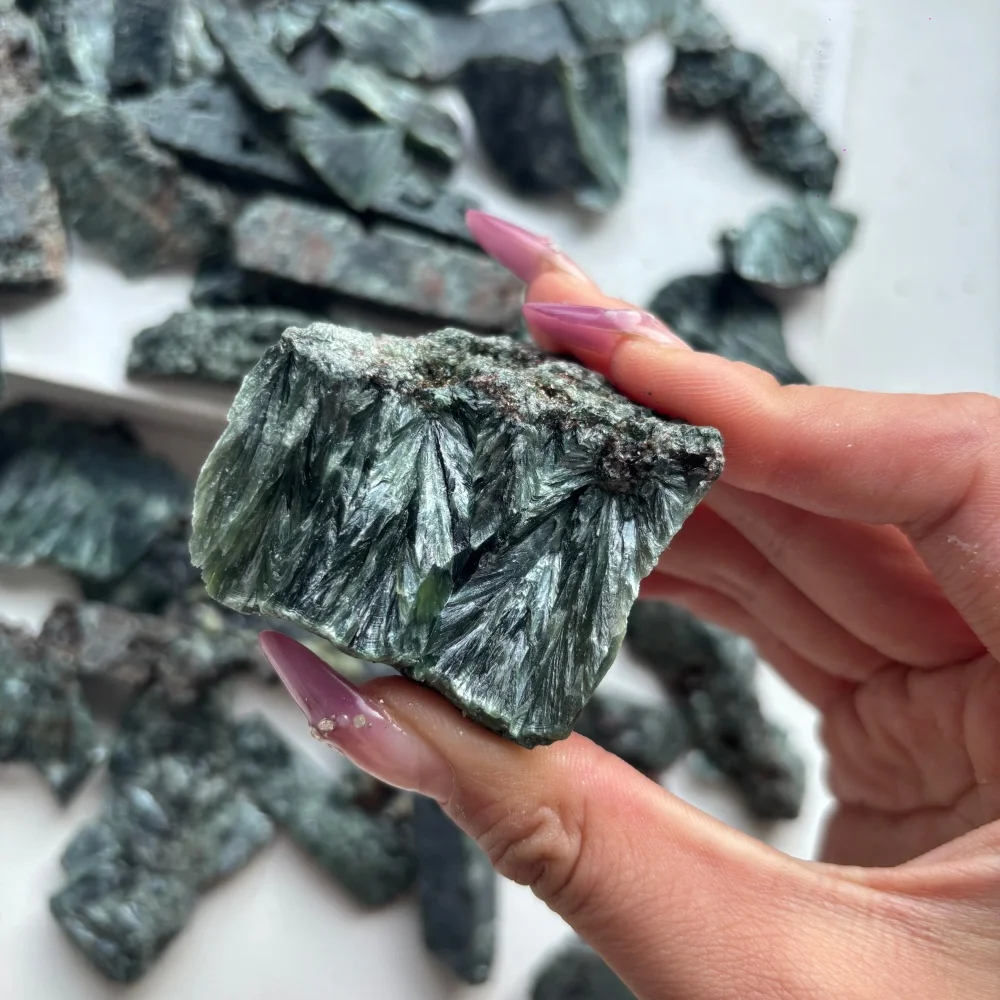 1 Pieza de Cristal de Serafinita Natural en Bruto, Especímenes de Rocas, Regalo de Colección, Especímenes de Cristal