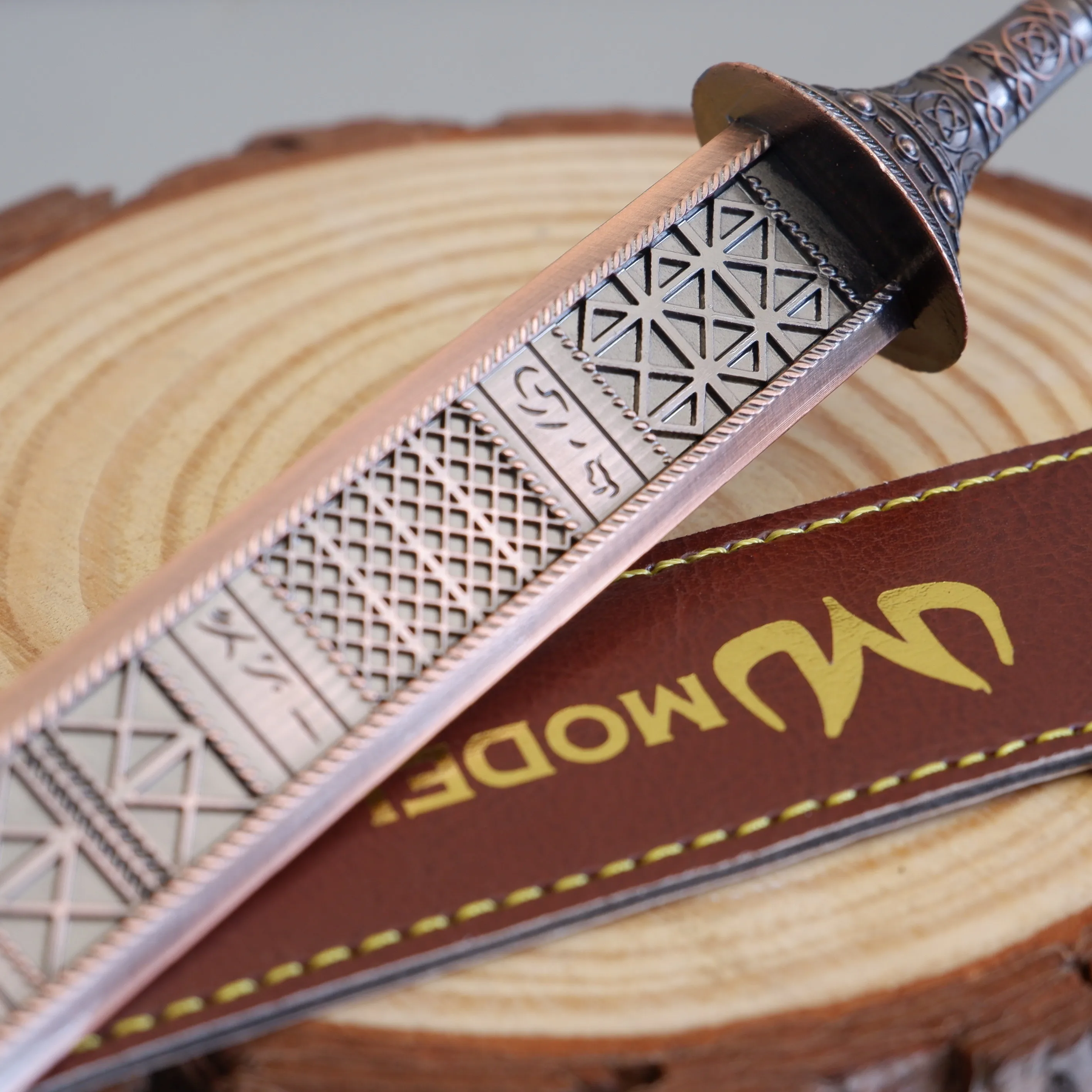 ดาบเอลเดน โอเฮะ ขนาด 11.86 นิ้ว ของเล่นจำลองอาวุธจากเกม พร้อมปลอกหนัง รุ่นงานฝีมือโลหะ ของตกแต่ง ของขวัญสำหรับเด็กผู้ชาย