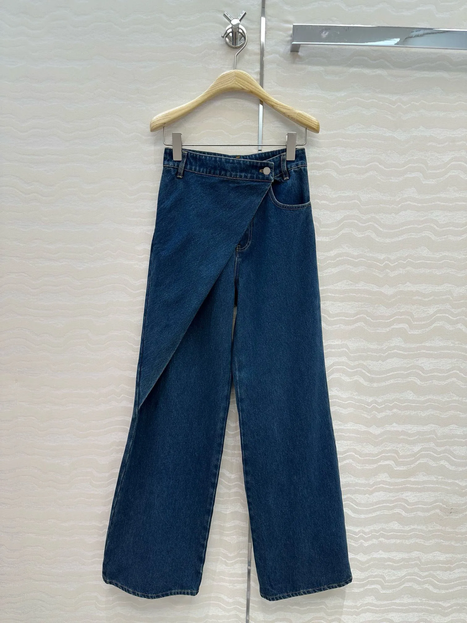

2025 Summer Women's Fashionable Straight Jeans High Waist Vintage Zipper Women's Casual Jeans Commuting Streetwear Y2K