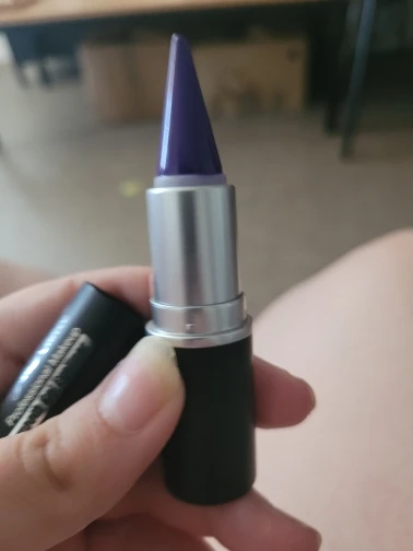 Colorful Eyeliner Pen, Waterproof, Sweat-Proof, Non-Smudging, Easy for Beginners to Use, Green, Purple, Black, Long-Lasting, Non-Fading Eyeliner Pen, Festival Performance Makeup Pen photo review