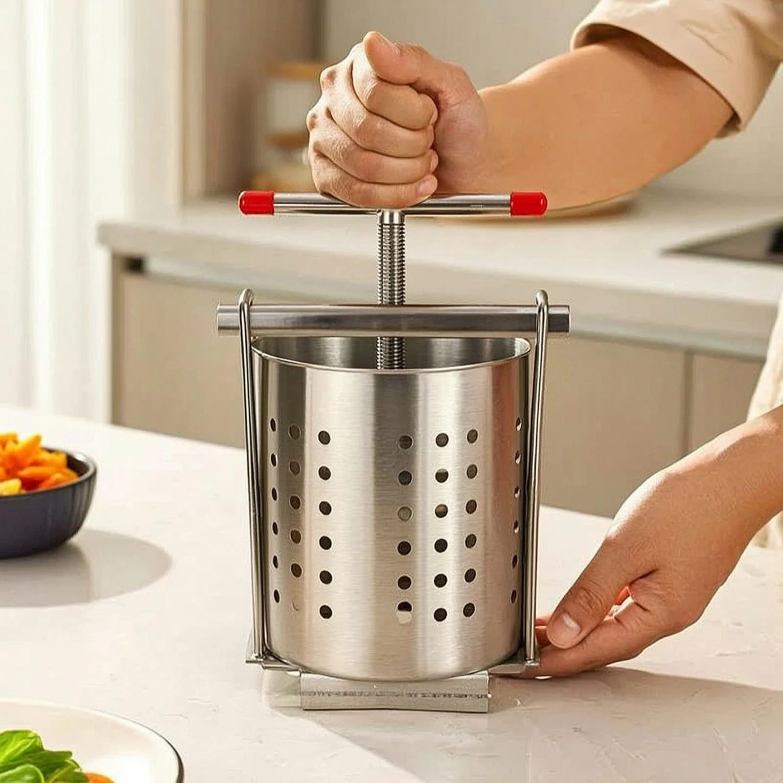 Dumpling Filling Press Manual Vegetable Presser Stainless Steel Vegetable Press Rust-Resistant for Home Cooks, Beekeepers