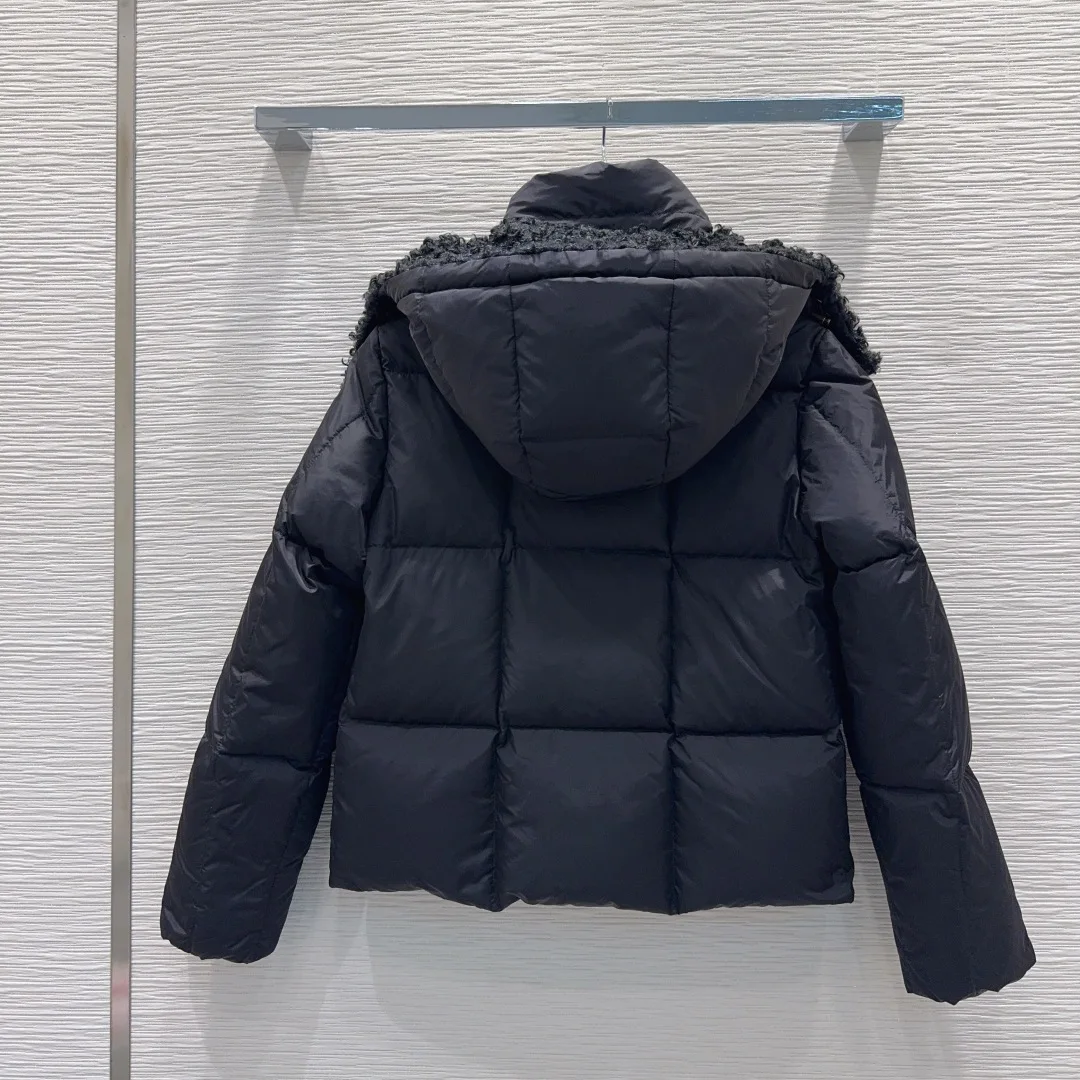 

Осень-зима 2025 г., высококачественная женская одежда на заказ, пуховик с капюшоном на талии, куртка из овечьей шерсти со съемным меховым воротником