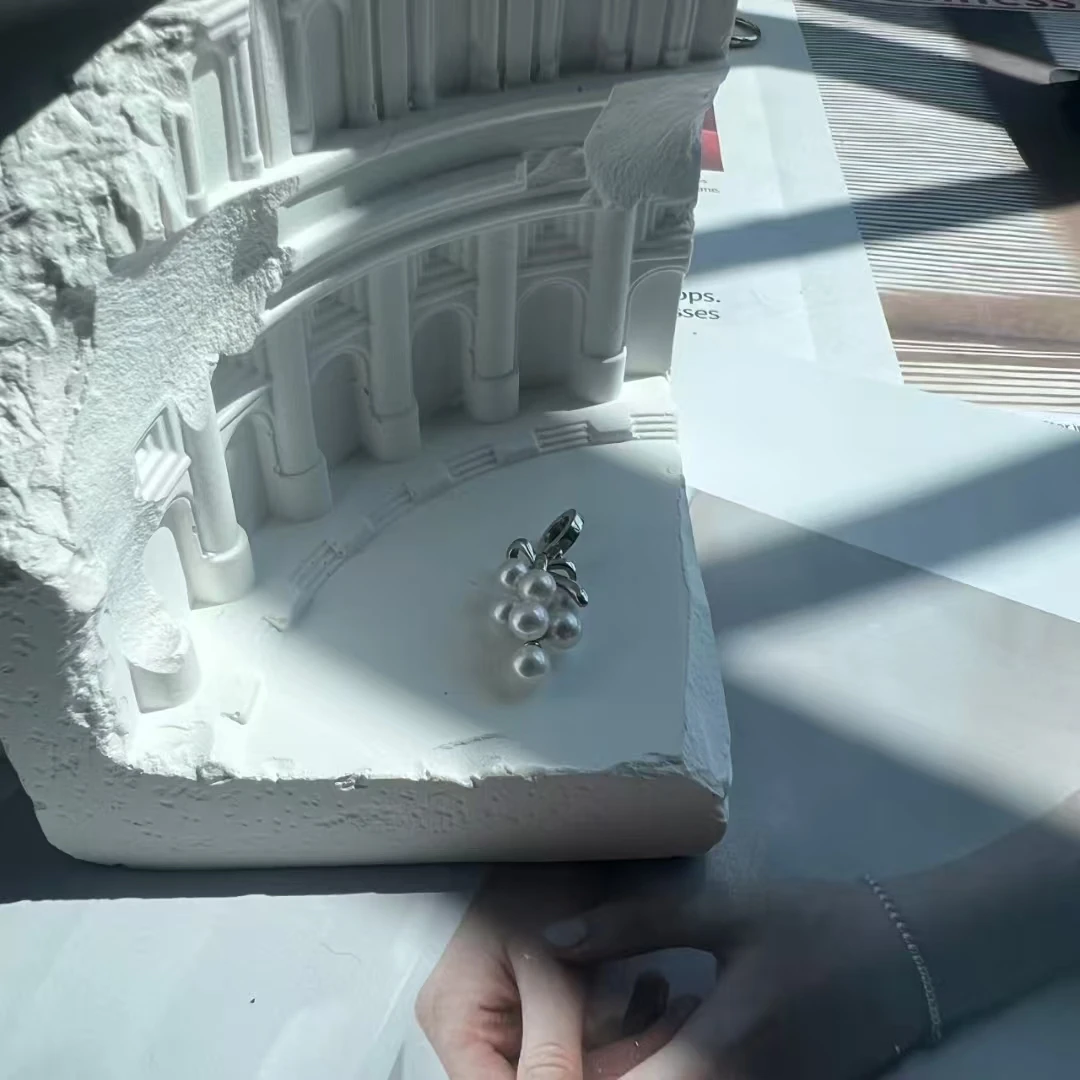 ciondolo-con-perle-d'acqua-dolce-aurora-da-4-5-mm-ciondolo-con-collana-di-7-perle-montatura-in-argento-sterling-925-con-cauzione-universale-semplice-ed-elegante