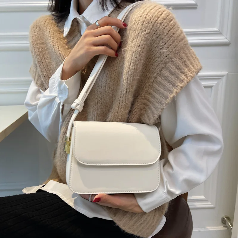 Classic Lady Messenger Bag All Season Use Spring Summer Autumn Winter Shoulder Handle Multi Shopping Dating Travelling Fashion