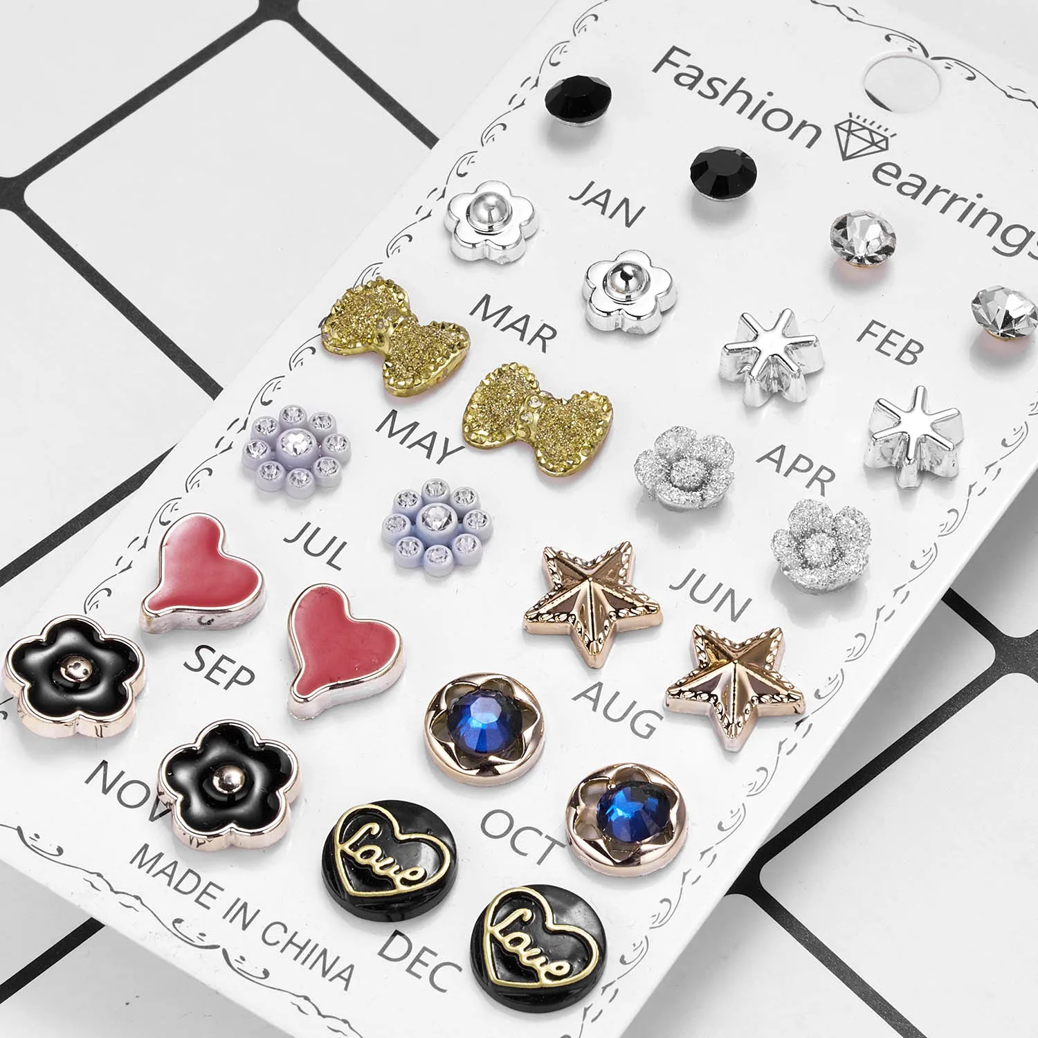 12 Pairs/Lot Acrylic Rhinestone Fashion Earrings Set For Women Flower Heart Stud Earring Girls Simple Geometric Earrings Jewelry