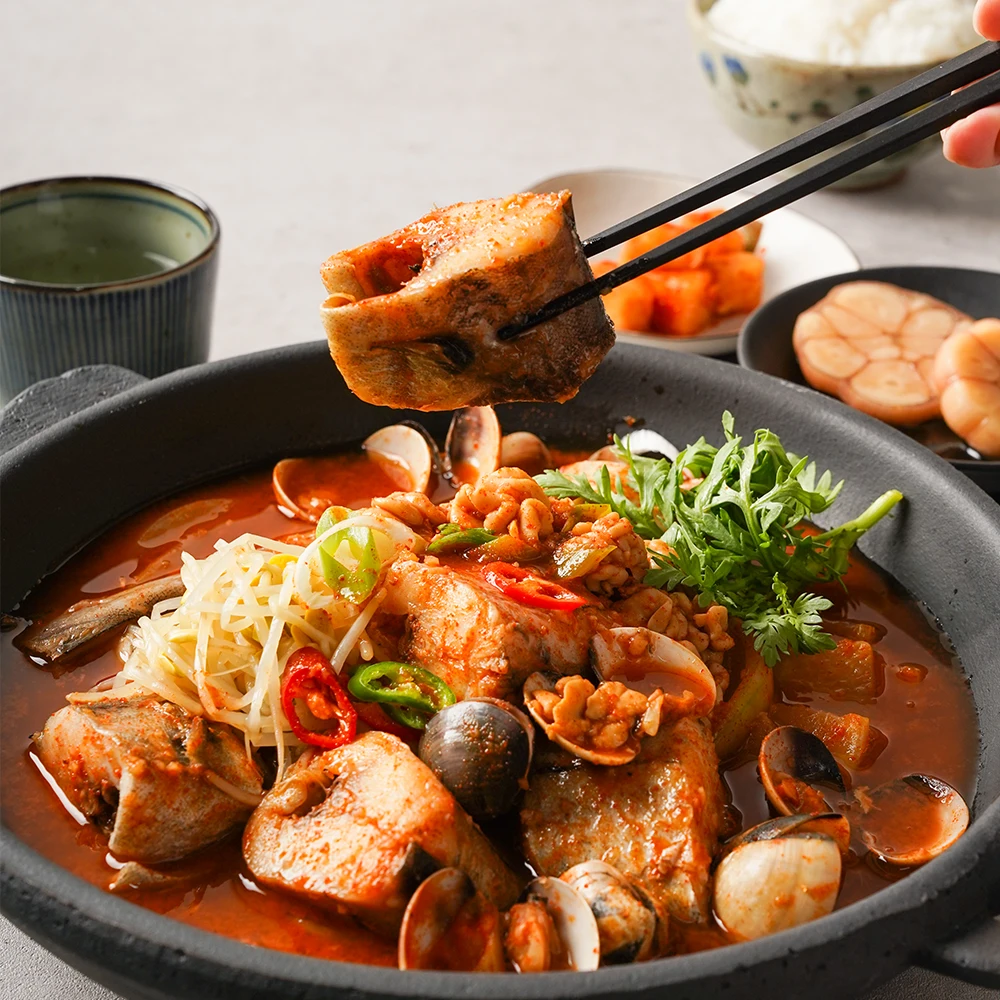 [홍익상회] 홍익동태탕 650g (2인분) x 2팩 간편 동태찌개 밀키트