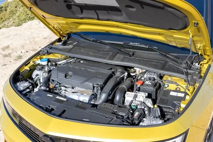 Dla Opel Astra L 2022-2025 dla Vauxhall Astra przednia maska maski zmodyfikuj siłowniki pneumatyczne amortyzator wstrząsów Absorber — 2