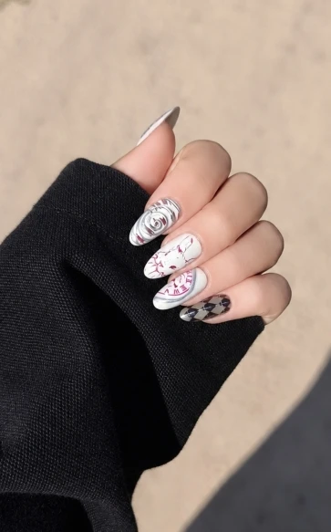 30pcs 3D Dream Rose Press on Nails Heart & Animal Wave Fake Nail Short Almond Full Coverage Nail for Women&Girl False Nail Art photo review