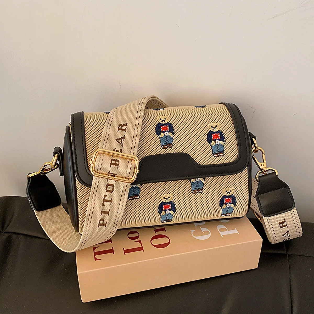 Beibaobao 2024 nowa pojedyncza torba na ramię Crossbody modna sztuka torba haftowana poduszka torebka koreańska Bolso de mujer — zdjęcie 2