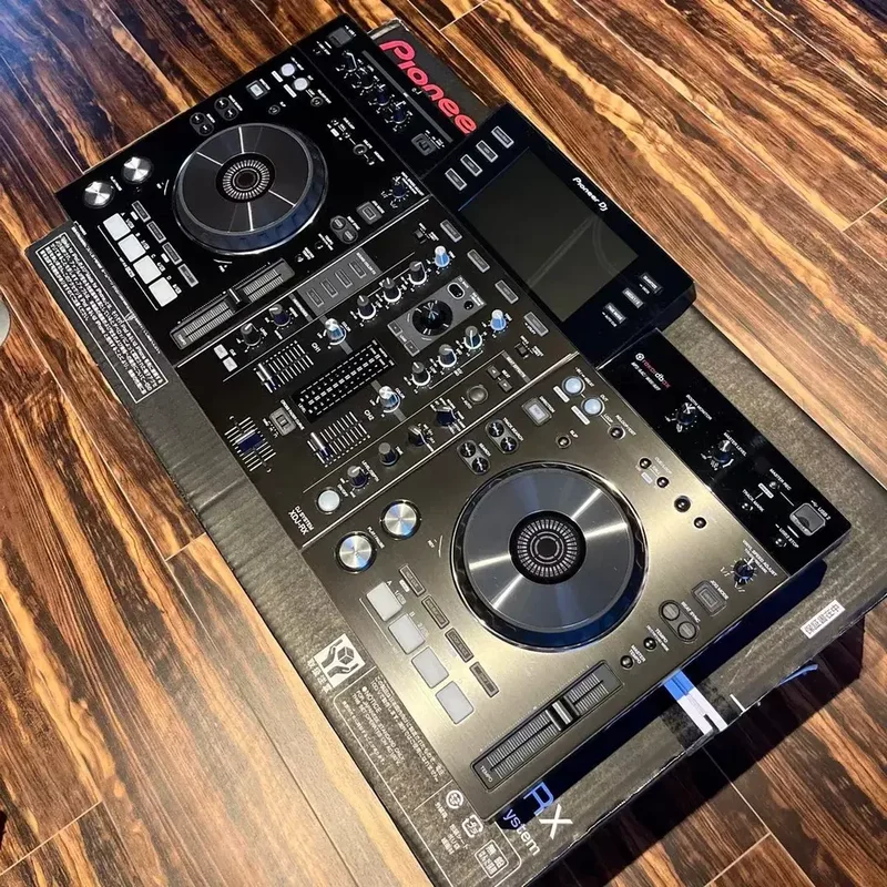 Transform Your Aspect with Our Best Selling PIONEER XDJ-RX All-in-One DJ System Standalone Controller 2-Channel