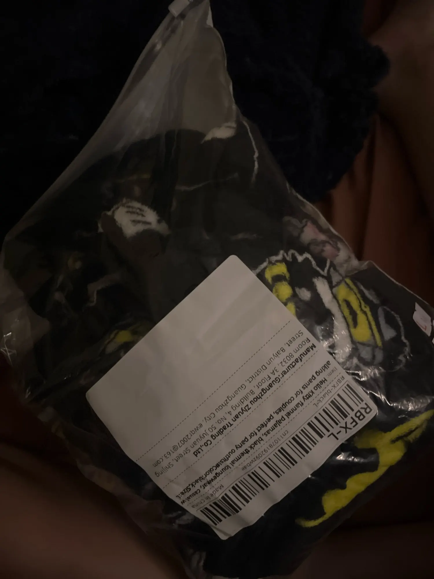 Hello Kitty flannel pajamas, black thermal loungewear, casual walking pants for couples, perfect for party outfits! photo review