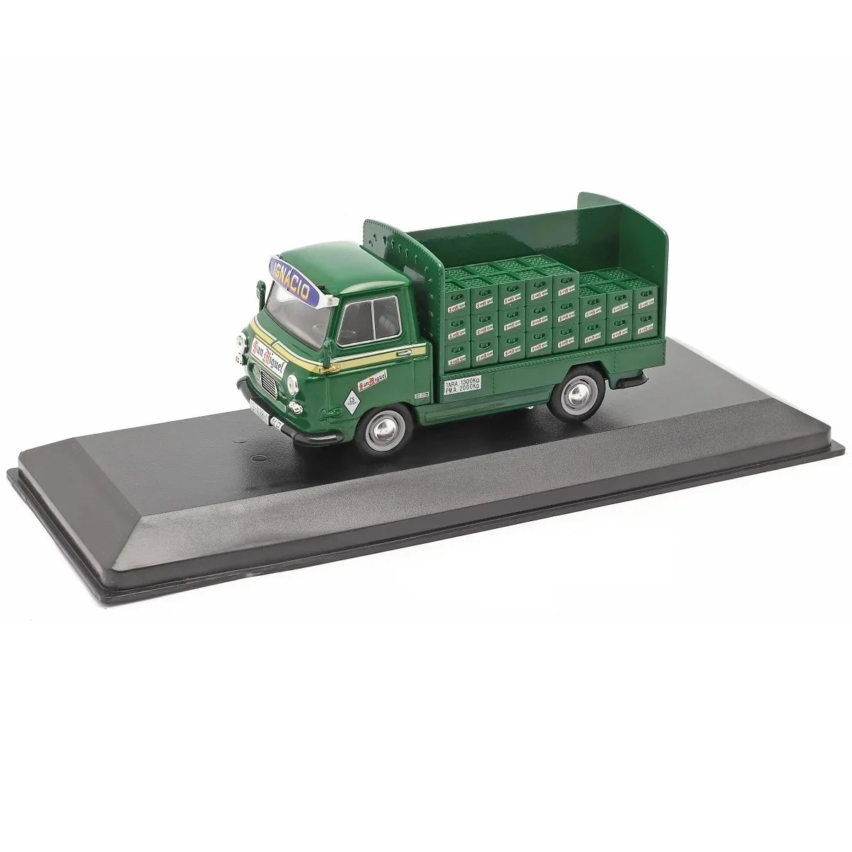 Salvat 1974 beer delivery truck, 1:43 scale, Diecast miniature, collection delivery vehicles and service without fascicle or token, Blister packaging and original identification Base