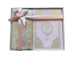 English Quran Gift Set, Arabic Moshaf, Prayar rug gift set, Prayer mat, sejjadah, janamaz, Coran