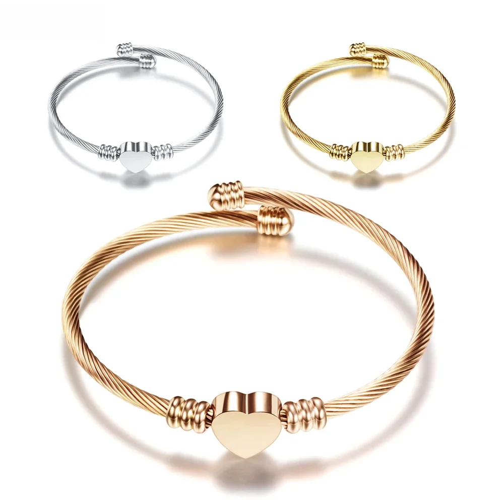 Moda 3 kolory biżuterii damskie bransoletki Bijoux skręcony przewód ze stali nierdzewnej bransoletka z zawieszką w kształcie serca bransoletka na projekt prezentu — zdjęcie 2