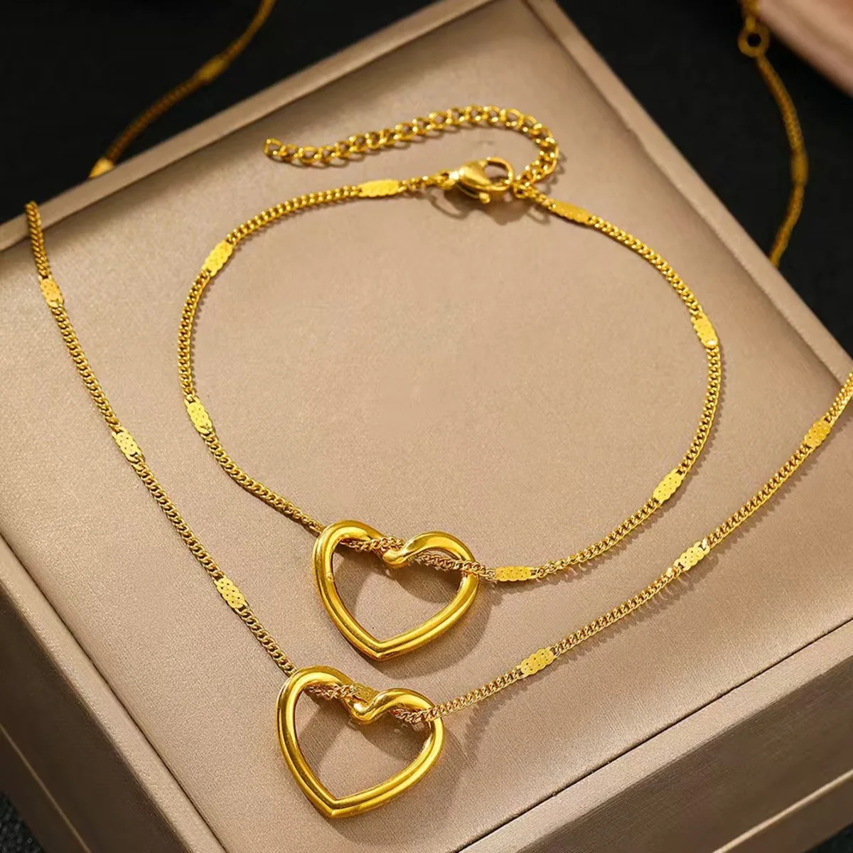 Stainless Steel Jewelry Set Novelty Twisted Heart Light Luxury High-end Sense Jewelry Set For Women Jewelry Anniversary Gift image 2