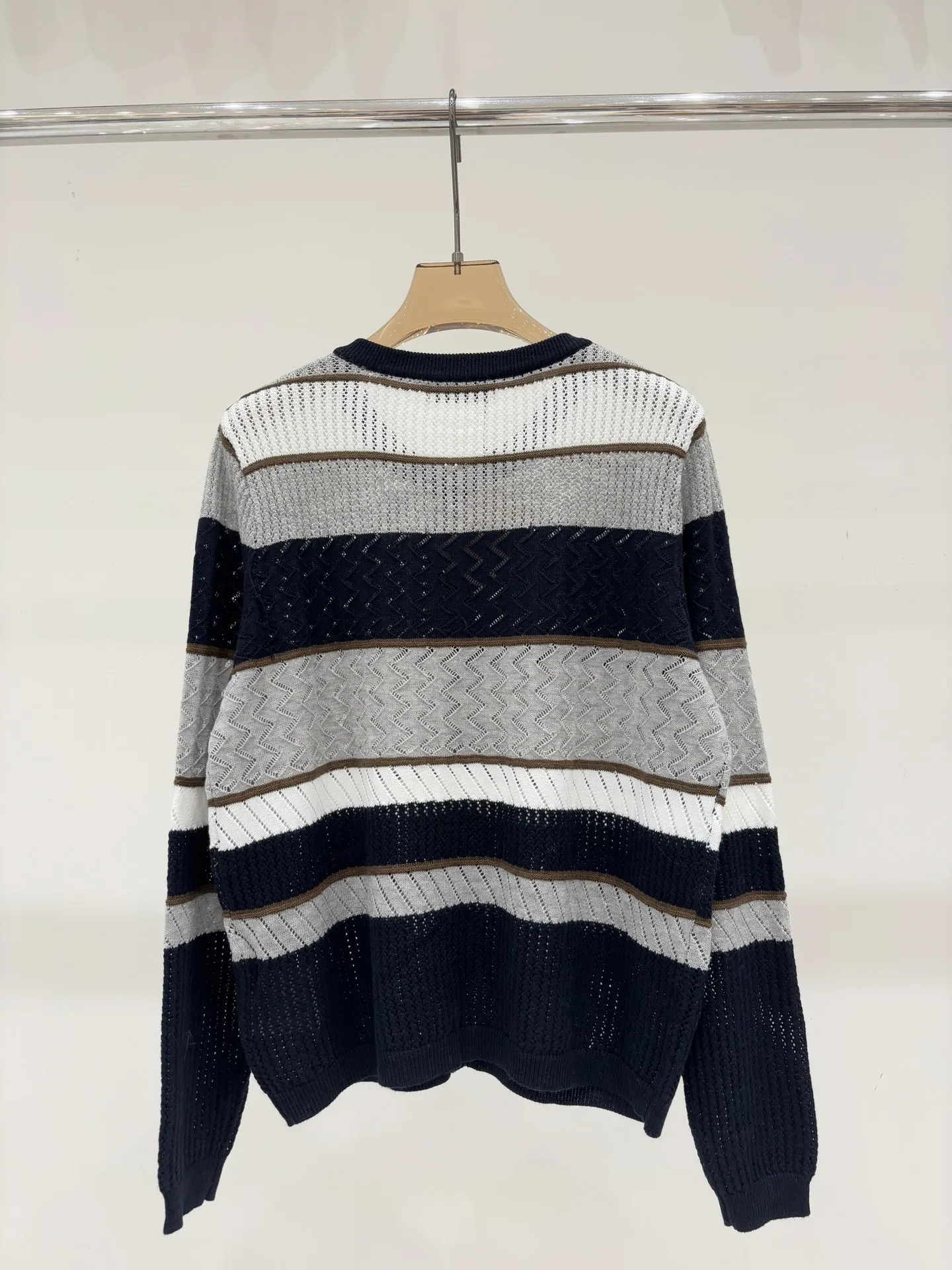 

Осень-зима 2025 года, новая женская одежда Kpop, повседневная молодежная жаккардовая простая полосатая контрастная цветная повседневная полая вязаная кардиган