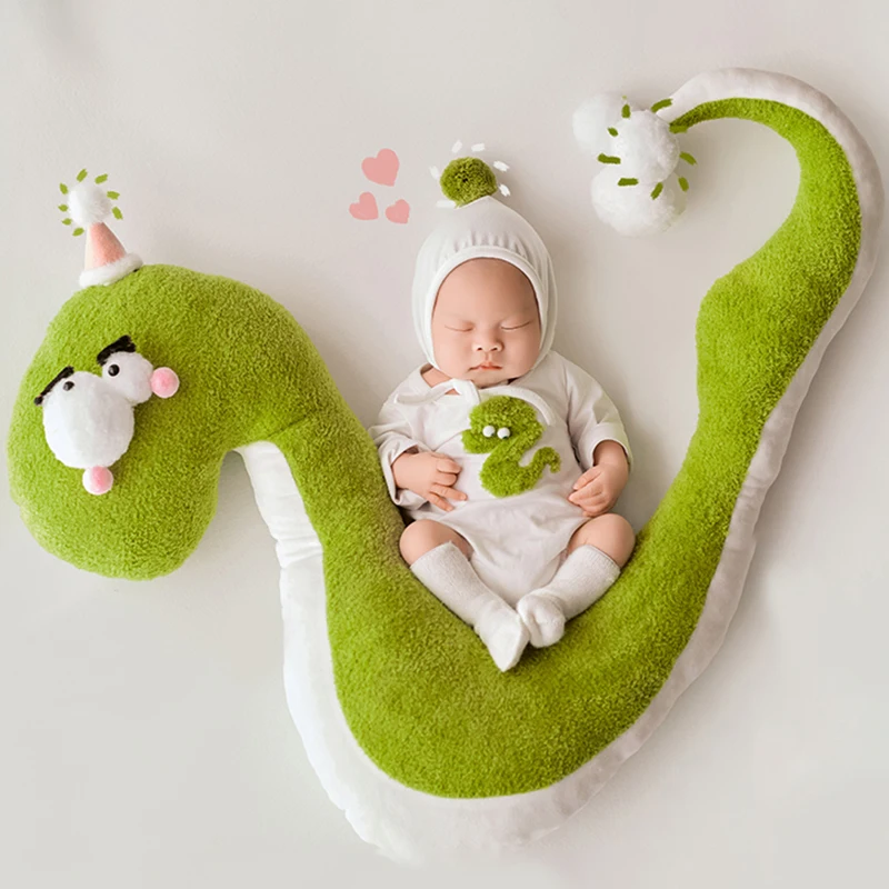 

Cute Snake Theme Newborn Photography Props Cartoon Snake Doll Posing Prop 0-1 M Baby Hat Bodysuit Sock Outfit Studio Accessories