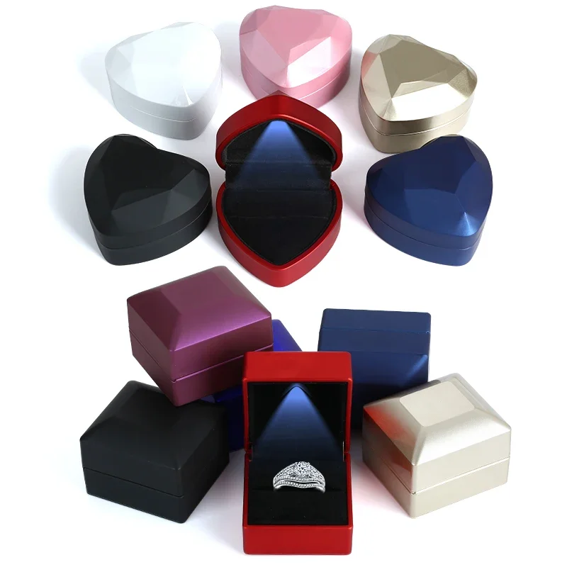 Boîte à bagues lumineuses LED en forme de cœur carré, présentoir de bijoux en velours, mallette de rangement pour cadeaux, proposition de fiançailles et de mariage, boîtes d'anniversaire