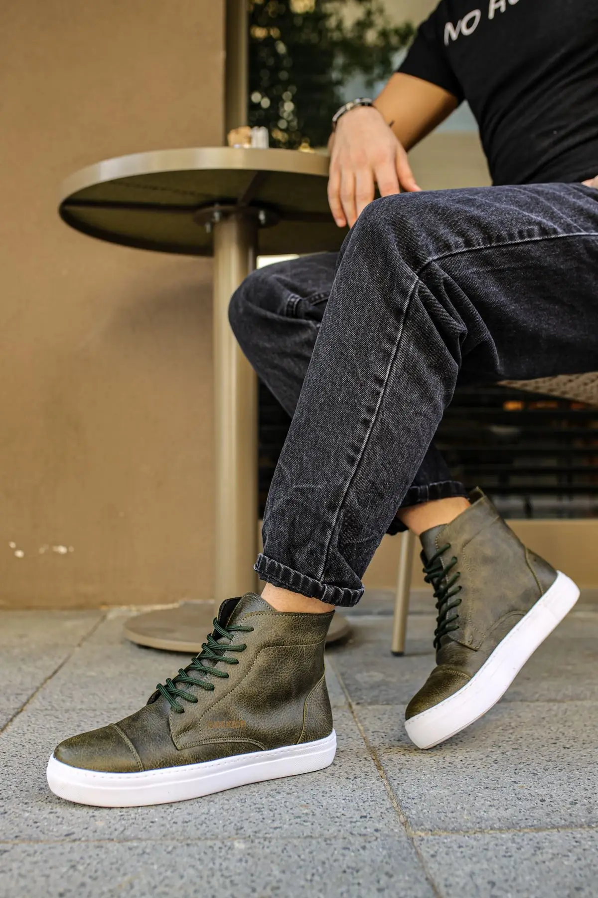 أحذية برقبة برباط مقوى باللون الأزرق الداكن ، أزياء يومية للرجال ، علامة تجارية أصلية ، جودة عالية ، CH029 ،