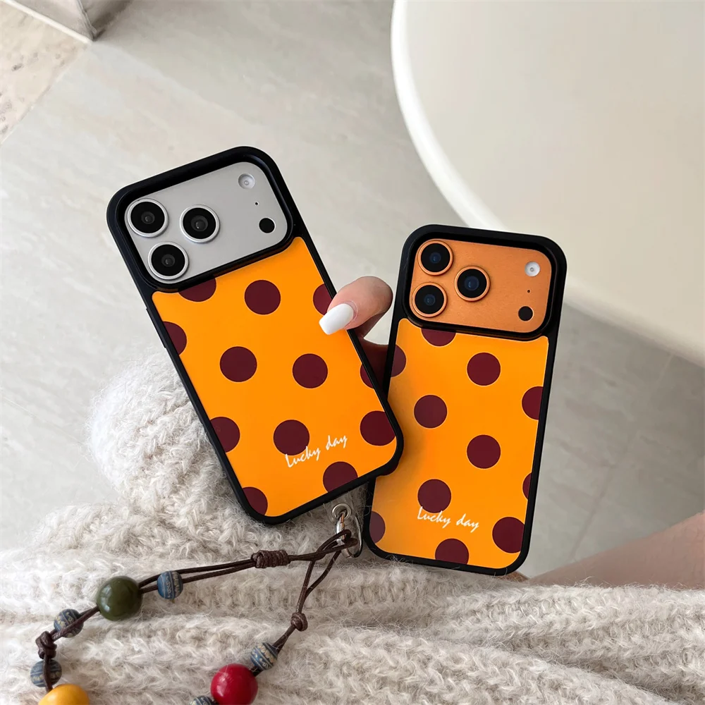 Casing HP Korea INS motif polkadot cokelat simpel untuk iPhone 17 Pro 13 14 15 16 Pro Max dengan rantai, lucu, Funda, anti-benturan
